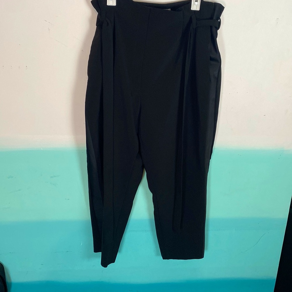 H&M tuxedo style Pants w/ pockets !